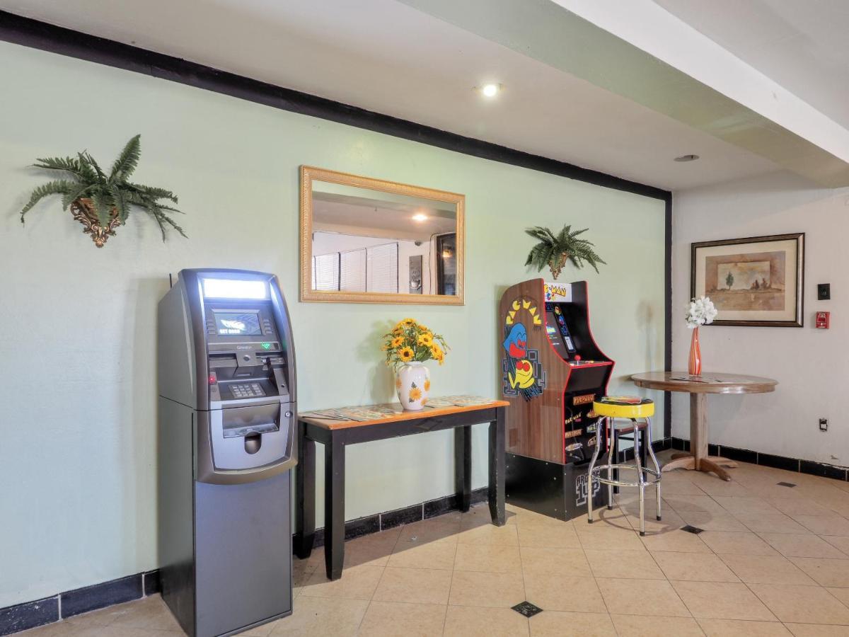 Lonestar Inn & Suites, Erick Ok Hwy 40 By Oyo Kültér fotó