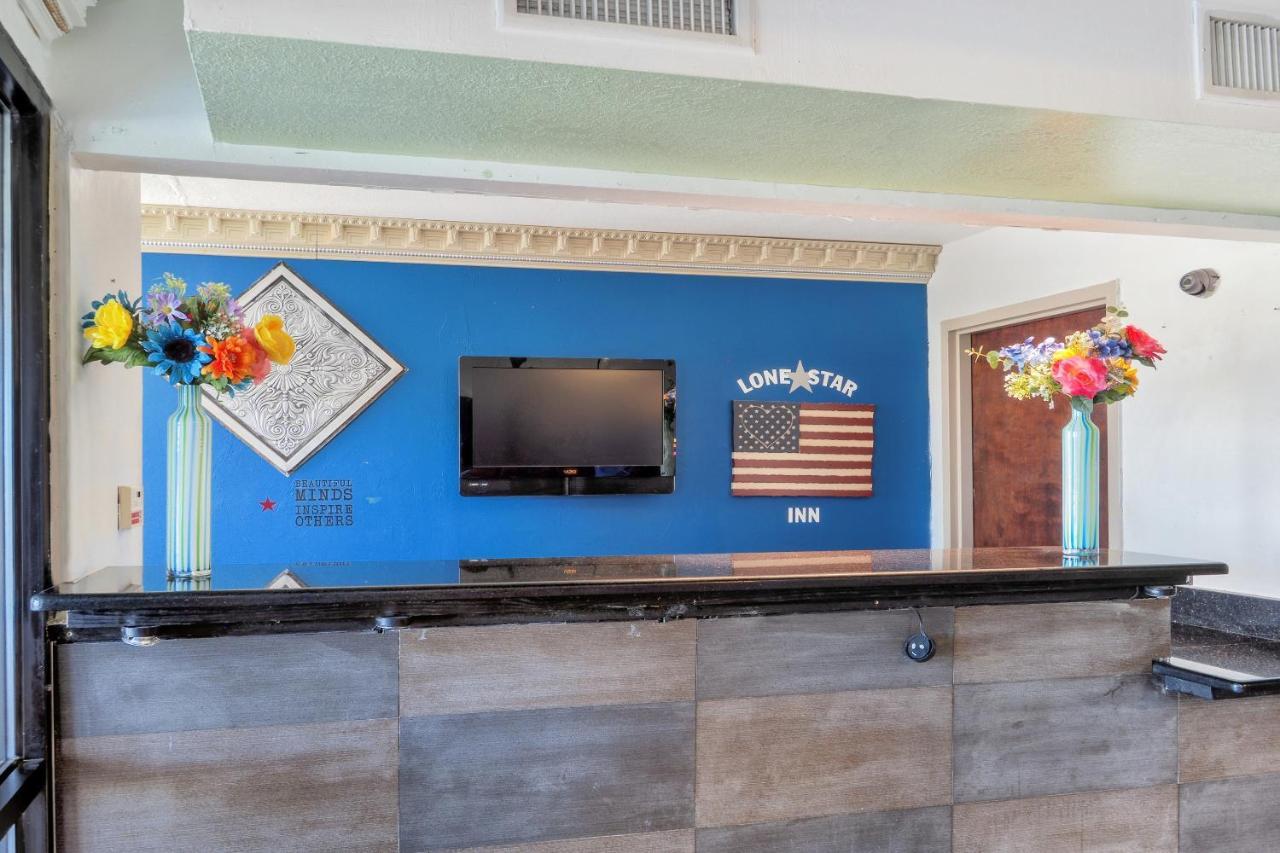 Lonestar Inn & Suites, Erick Ok Hwy 40 By Oyo Kültér fotó